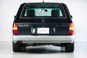 Mercedes-Benz 560 ТEL by Caro International 1990 года 